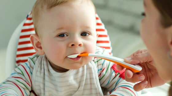 How your nutrition, and your baby's, can help reduce allergies | AptaNutrition Parents' Corner